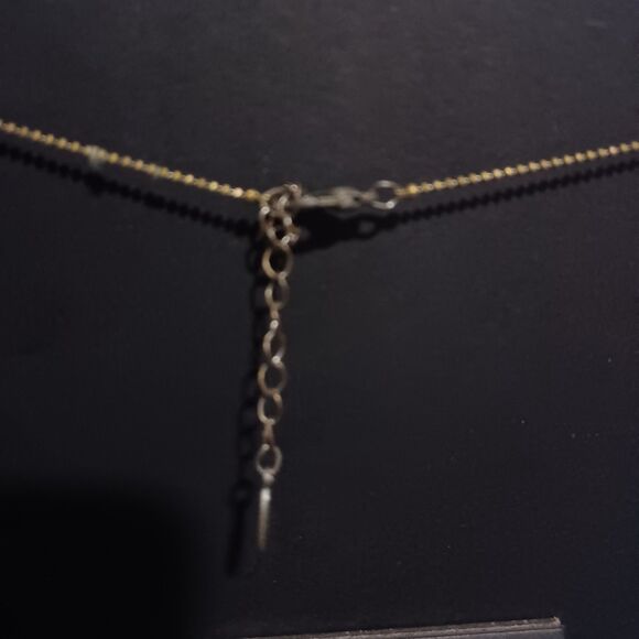 ADULT JEWELS Silver-Toned Giraffe Mood Stone Pendant, 18" - Picture 4 of 5